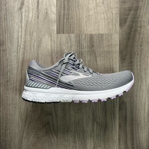 Brooks Adrenaline GTS 19
